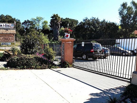 2nd image of 6951 W Lilac Rd