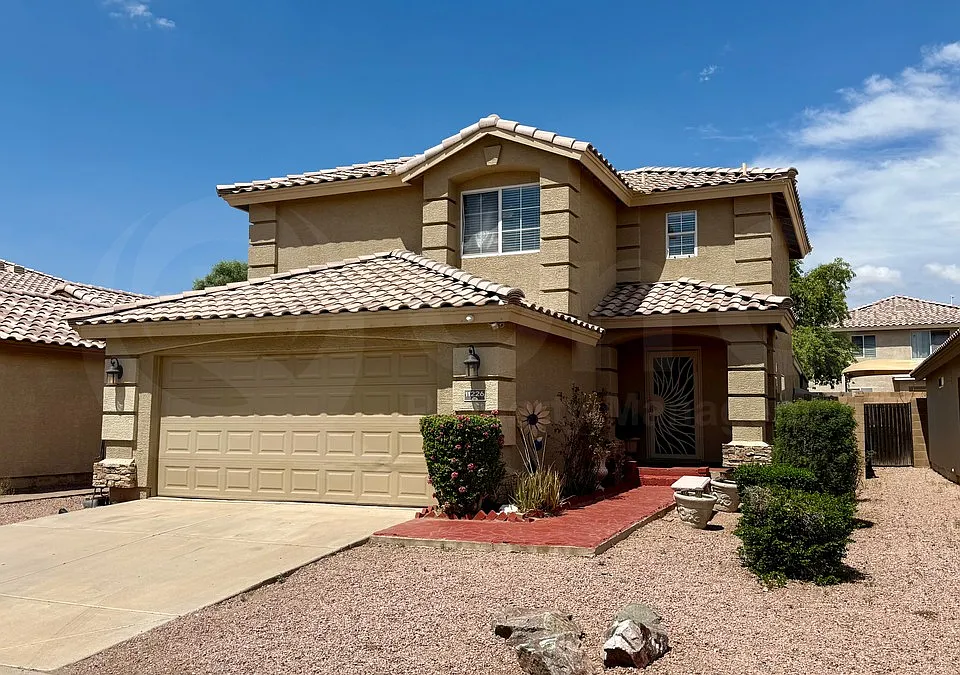 11226 W Sells Dr