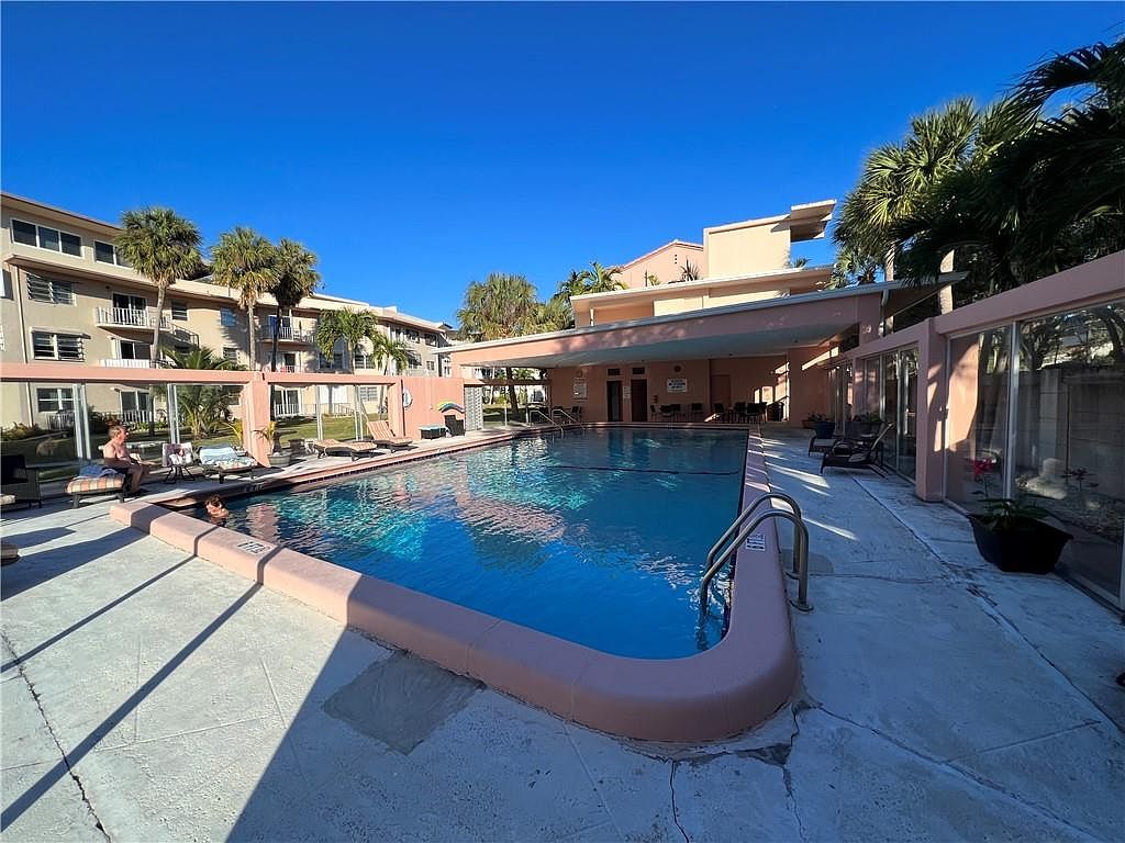 1967 S Ocean Blvd #112C, Lauderdale By The Sea, FL 33062