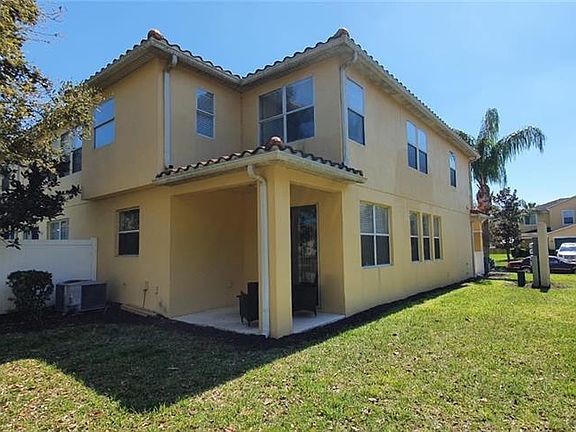 2nd image of 3014 Seaview Castle Dr