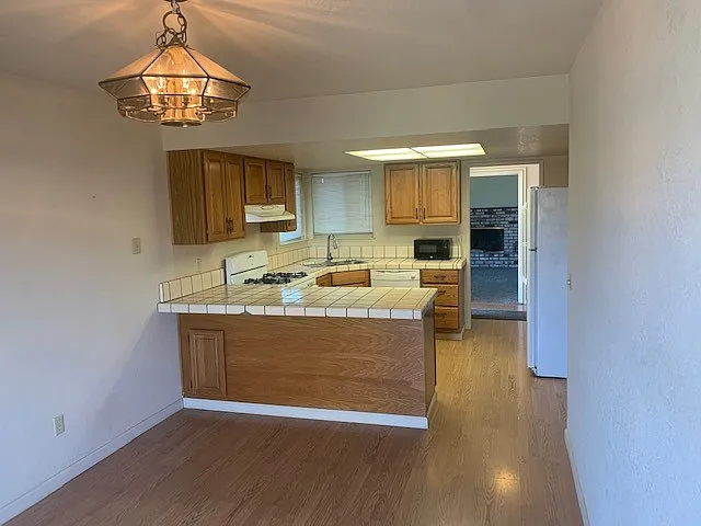 500 Cloudview Dr — Photo 16