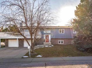 3514 Squire Ln, Rapid City, SD 57702