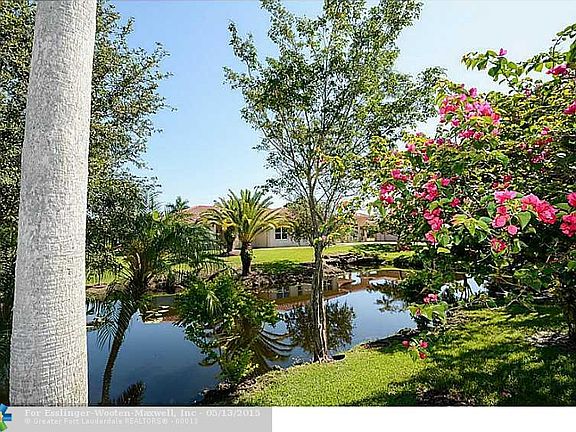 Thee CORNER of Sunshine Ranches