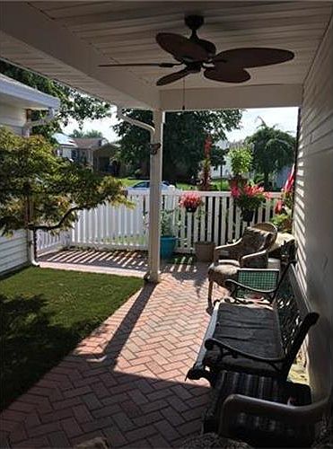 2nd image of 9 Lansdale Dr