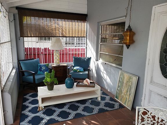 2nd image of 61 NW 48th St #61