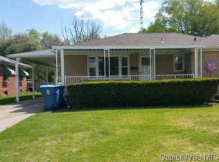 54 Rosaria Rd, Springfield, IL 62702