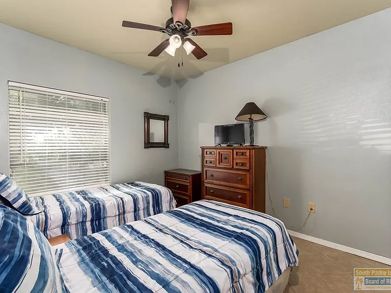1 Torrey Pines Rd — Photo 27