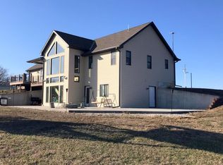 1197 Highway J, Philadelphia, MO 63463