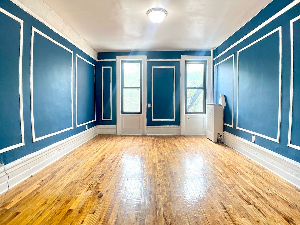 1st image of 540 Manhattan Ave APT 3F