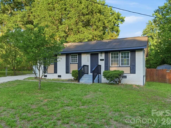 364 Leafmore Dr, Charlotte, NC 28213