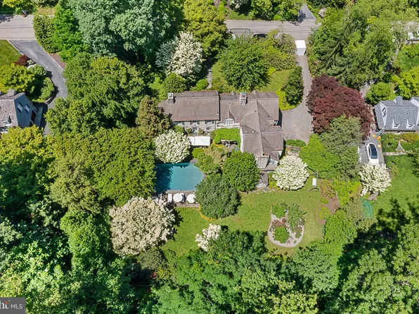 311 Millbank Rd, Bryn Mawr, PA 19010