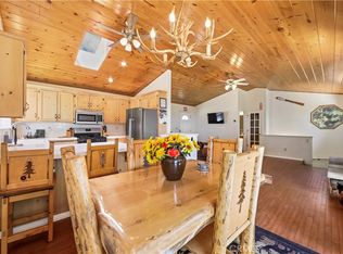 31505 Circle View Dr, Running Springs, CA 92382