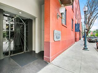 330 Julia St APT 223, New Orleans, LA 70130
