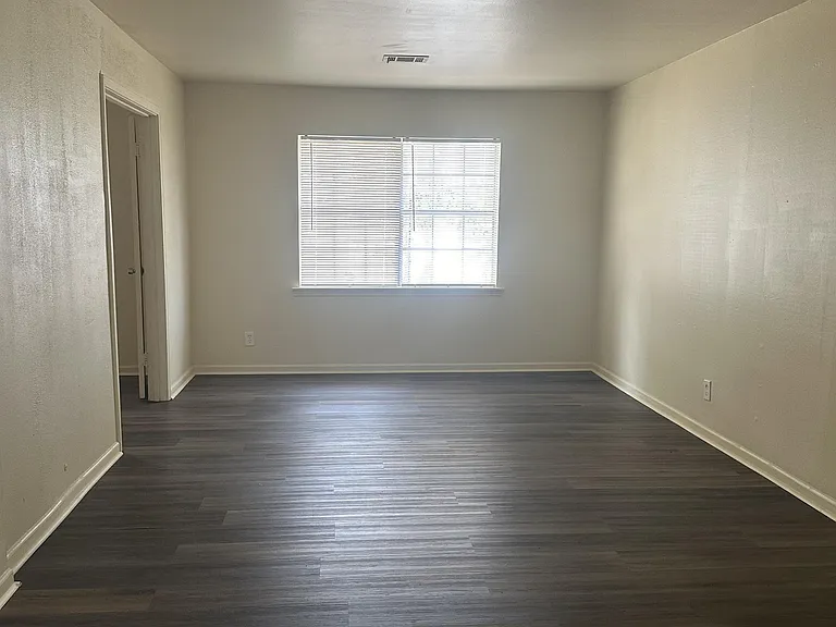 2655 Sweetgum Ln #4 — Photo 1