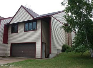 401 Hillcrest St E, Lanesboro, MN 55949