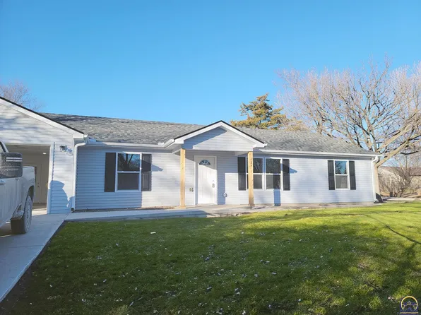 27 S Merchant St, Emporia, KS 66801