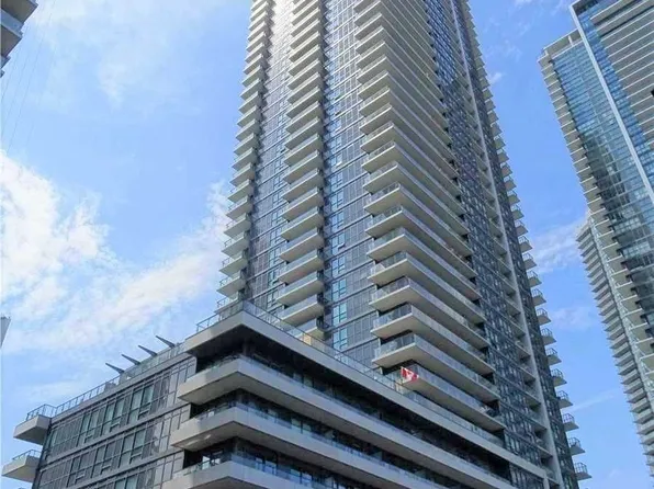 2220 Lake Shore Blvd W, Toronto, ON