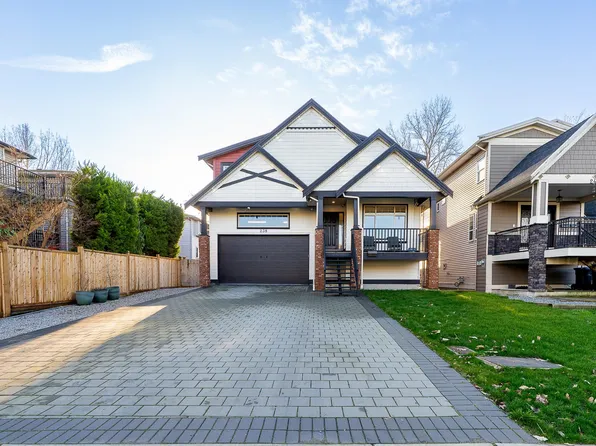 238 Phillips St, New Westminster, BC V3M 5P1