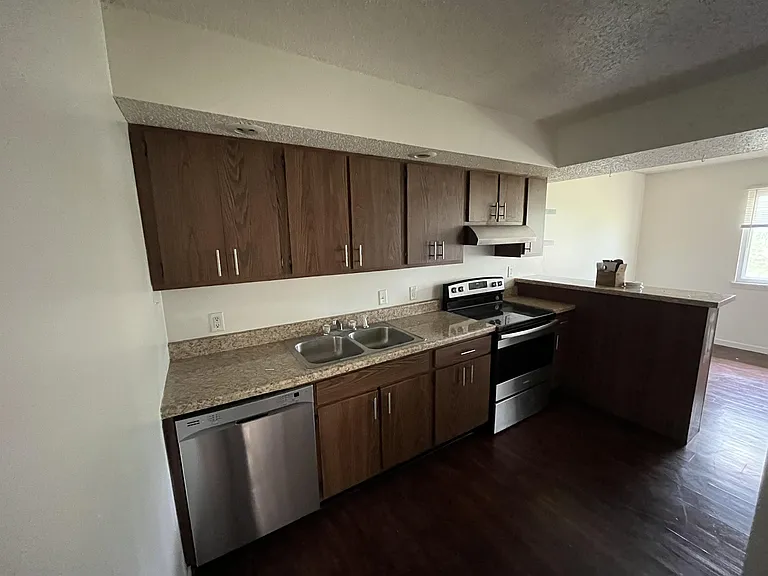 922 Kara Dr #1 — Photo 15
