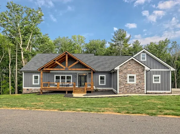 274 Oakwood Way, Blairsville, GA 30512