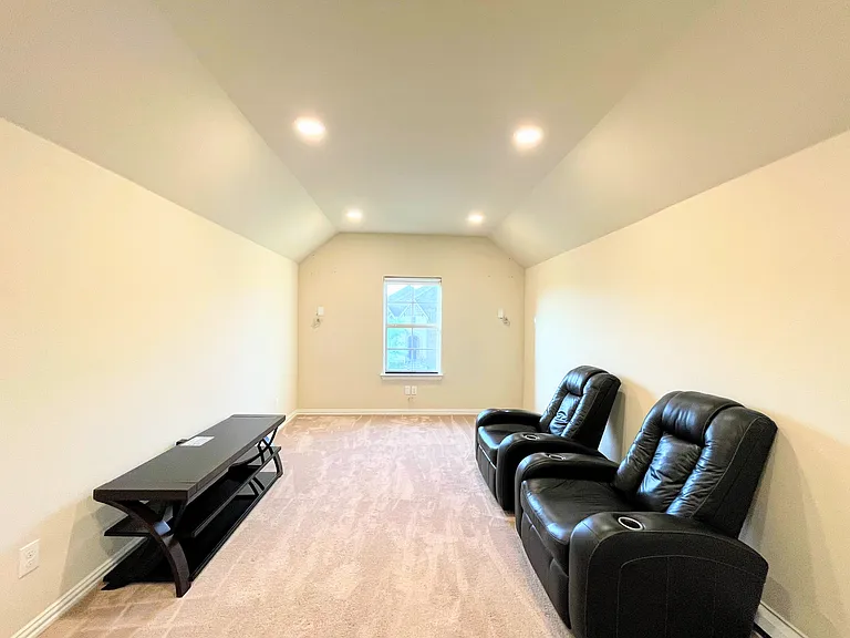 11513 Morrow Ln — Photo 26