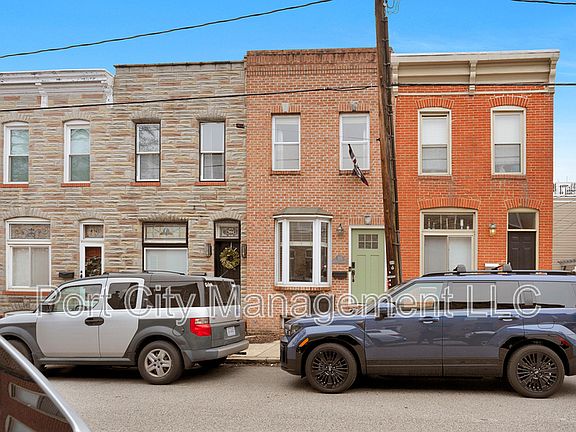 2nd image of 702 S Bouldin St