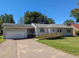 2107 Deer Lake Ave, Ishpeming, MI 49849