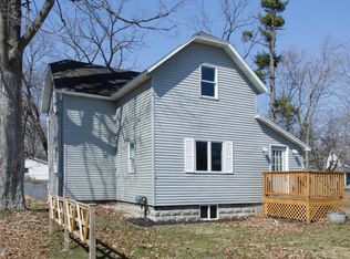 108 S Boulevard St, Vicksburg, MI 49097
