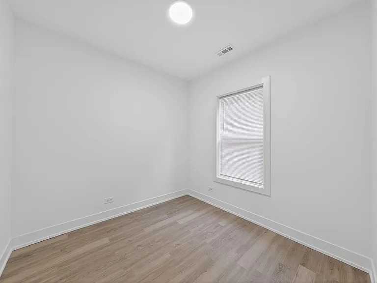 328 N Lockwood Ave #2 — Photo 10