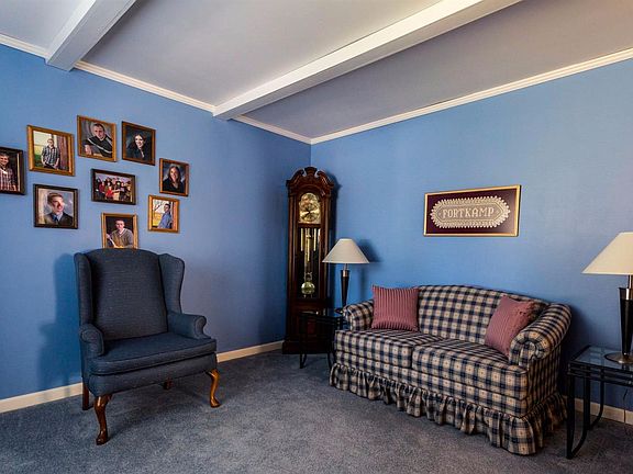 5th image of 7584 Roselake Dr