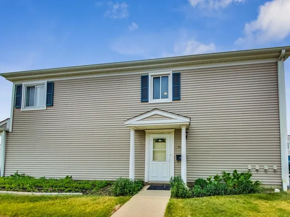 542 E Old Willow Rd #0, Prospect Heights, IL 60070