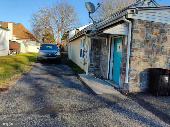 2383 Booker Ave, Upper Chichester, PA 19014