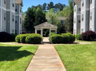 188 University Village Dr APT J, Central, SC 29630