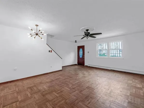 1087 Blake Ave, Brooklyn, NY 11208