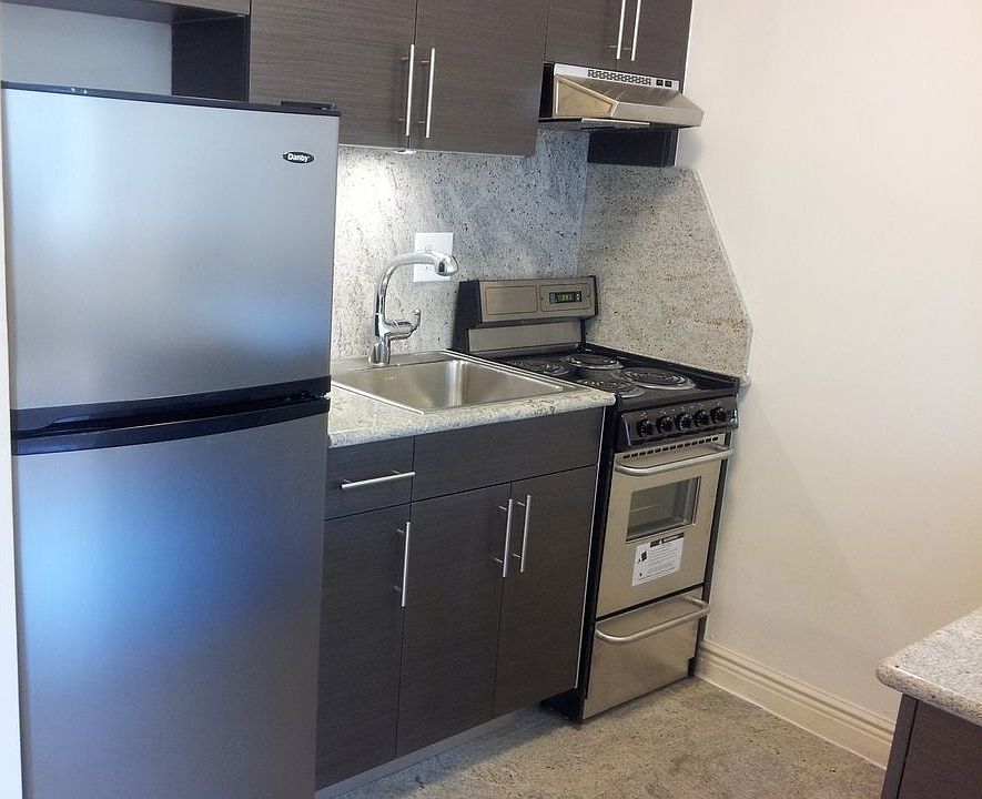1st image of 123 E 54th St APT 5C