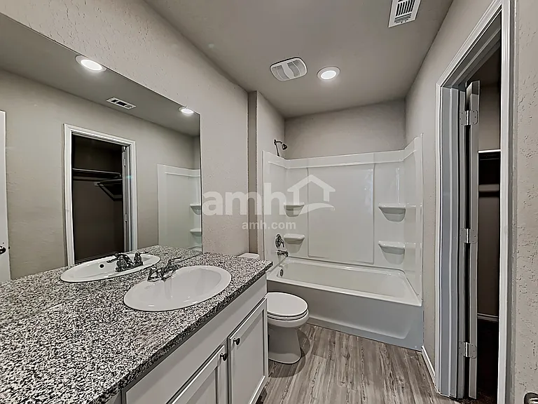 10603 Varmus Dr — Photo 9