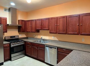 176 Sunshine Dr, Piscataway, NJ 08854