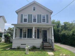 175 Salem St, Port Ewen, NY 12466