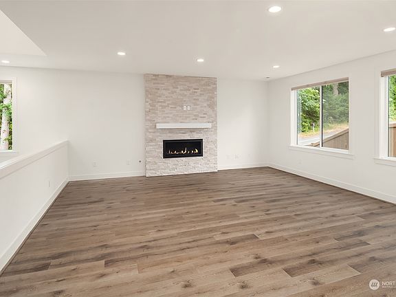 5th image of 21412 SE 6th Place