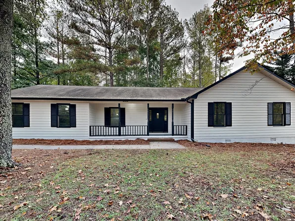 245 Southmoor Cir, Stockbridge, GA 30281