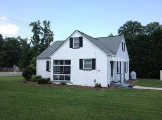 843 Francis Rd, Glen Allen, VA 23059