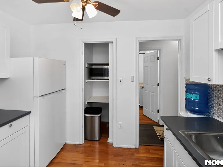 14714 Edgewater Dr — Photo 5