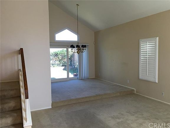 4th image of 15665 Pistachio St