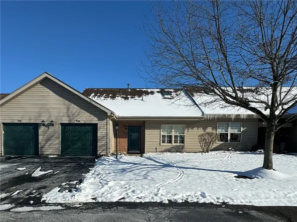 1406 Greenbriar Ct, South Park, PA 15129