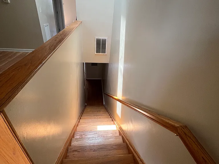 1125 Hamilton St #B — Photo 9