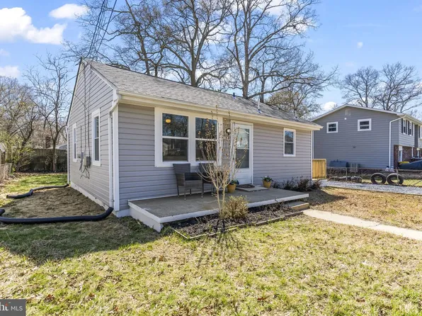 1923 Ridgeville Rd, Edgewater, MD 21037