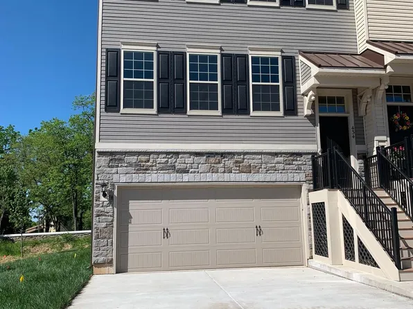 434 Tall Oaks Dr, Warminster, PA 18974