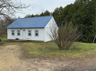 141 S Hoffman St, Hixton, WI 54635