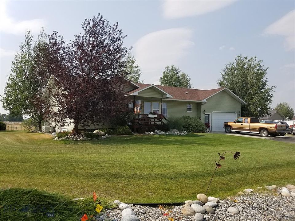 1st image of 25 Twin Ponds Dr