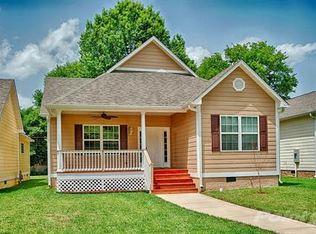 1521 Oshaughnessy Ave NE, Huntsville, AL 35801
